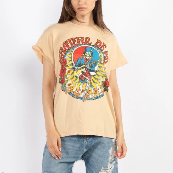 Madeworn- Grateful Dead Distressed Band Graphic Tshirt - Picture 1 of 3